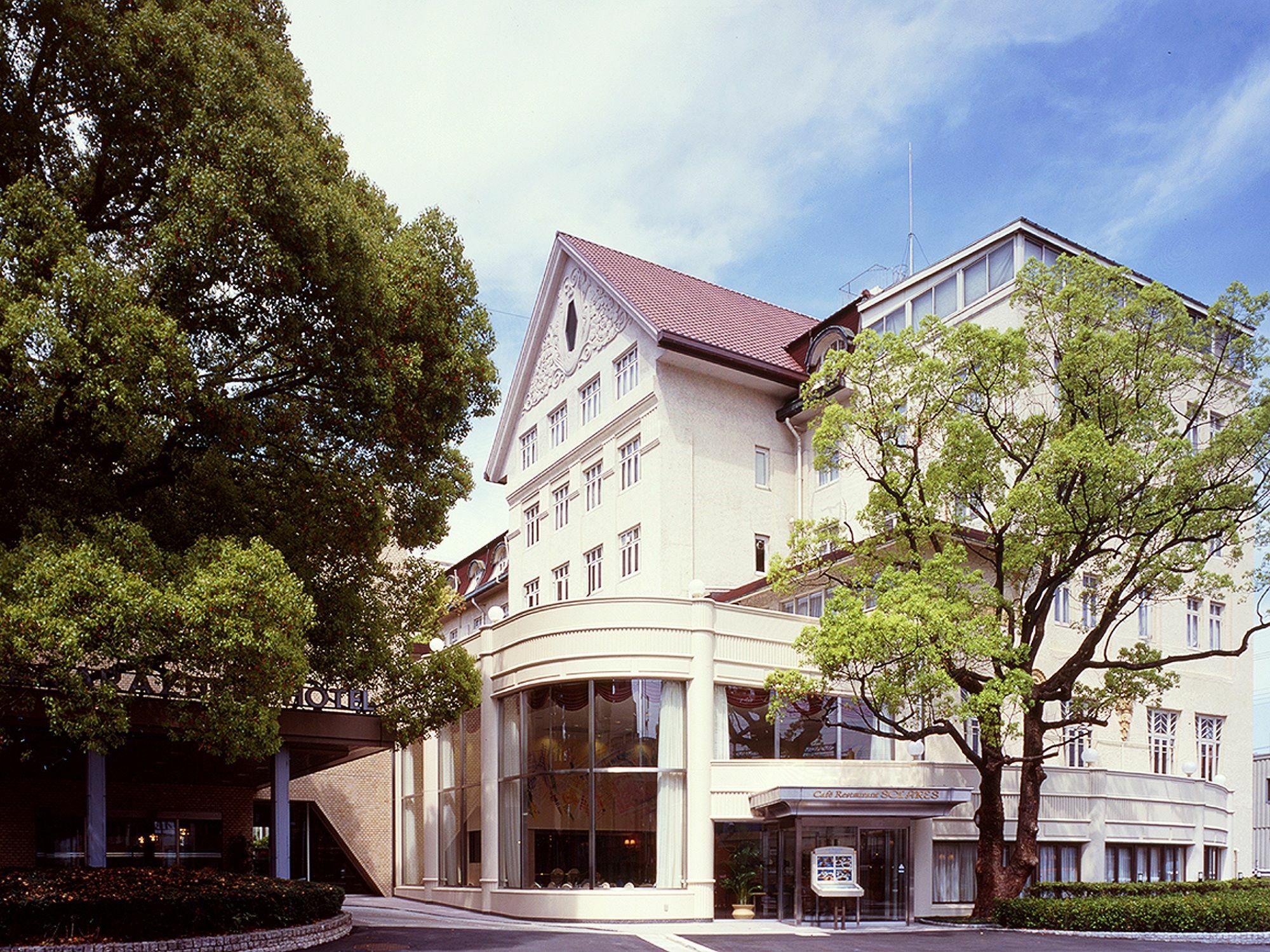 Takarazuka Hotel Екстериор снимка